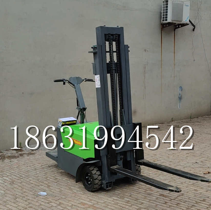 清河门区优程全电动叉车插腿式堆高车液压装卸车1.5吨升高小型站驾式铲车