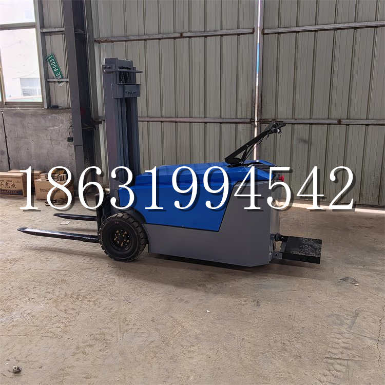 清河门区全电动叉车插腿式堆高车液压装卸车1.5吨升高小型站驾式铲车